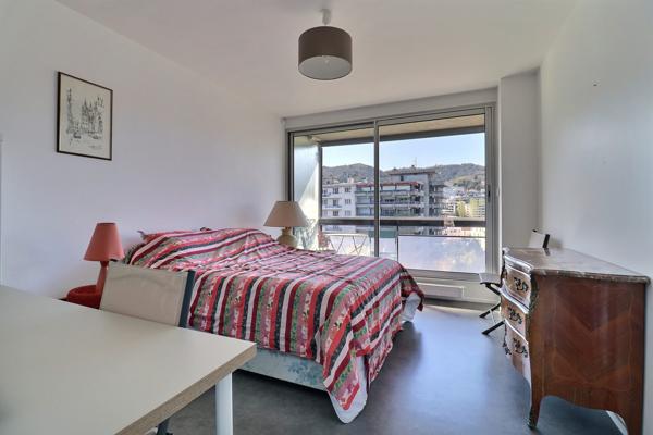 APPARTEMENT AVEC VUE - CHAMALIERES EUROPE