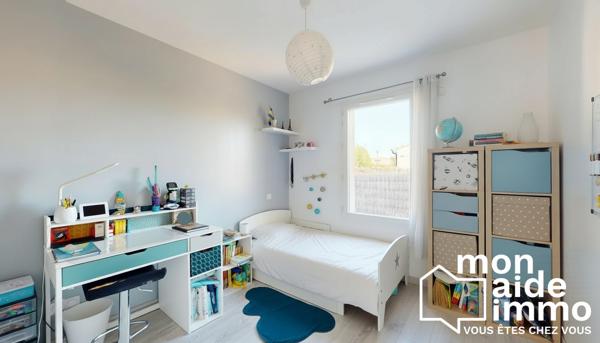 Maison T5 de 110 m² avec piscine - Commodités à pied