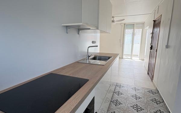 Appartement à vendre    4 pièces • 54,59 m2 Les Abymes