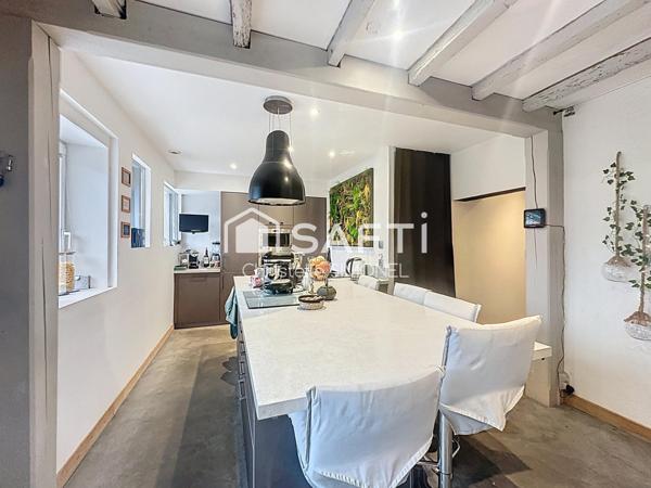 Maison de caractère avec piscine- Coeur de bourg