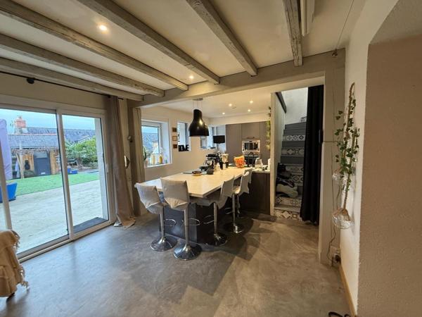 Maison de caractère avec piscine- Coeur de bourg