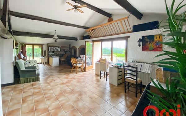 Maison à vendre    6 pièces •  Lafrançaise