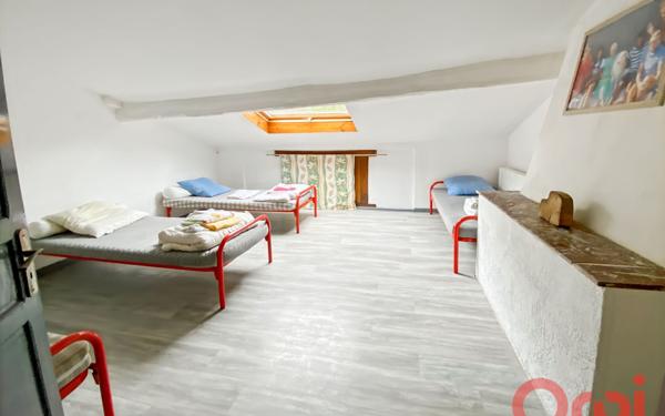 Maison à vendre    6 pièces •  Lafrançaise