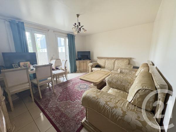 Appartement F4 à vendre  4 pièces - 95,91 m2 LA PLAINE ST DENIS - 93