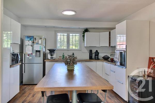 Maison à vendre  7 pièces - 139 m 2   PESSAC  - 33