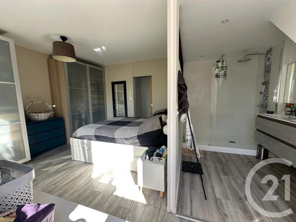 Maison à vendre  7 pièces - 139 m 2   PESSAC  - 33