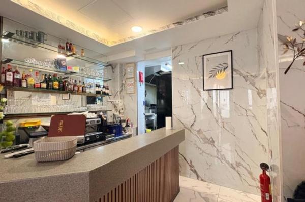 Vente - Boutique 3 pièces 88 m 2 Paris (75019)