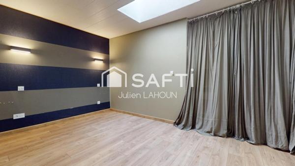 Magnifique Chai rénové avec terrasse et parkings