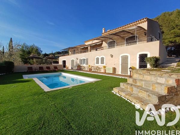 Maison à vendre 9 pièces 294 m² Le Castellet