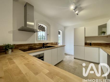 Maison à vendre 9 pièces 294 m² Le Castellet
