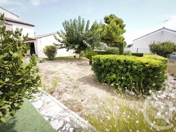 Maison à vendre  4 pièces - 170 m 2   MARIGNANE  - 13