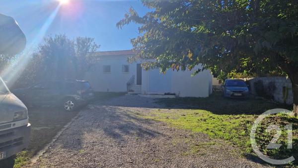 Maison à vendre  4 pièces - 170 m 2   MARIGNANE  - 13