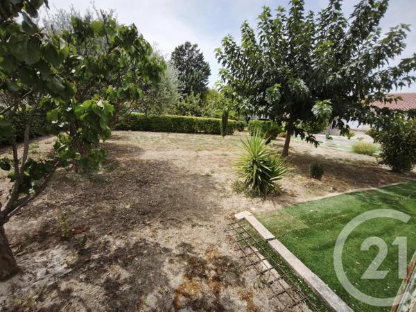Maison à vendre  4 pièces - 170 m 2   MARIGNANE  - 13