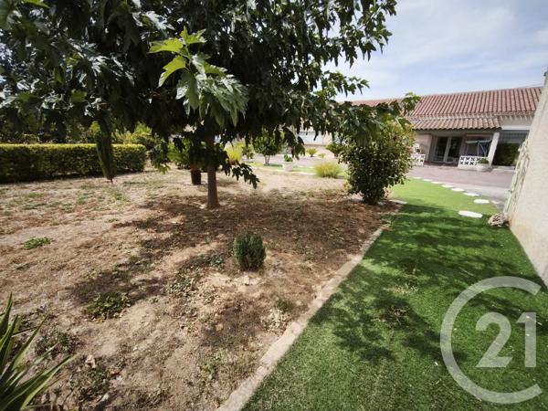 Maison à vendre  4 pièces - 170 m 2   MARIGNANE  - 13