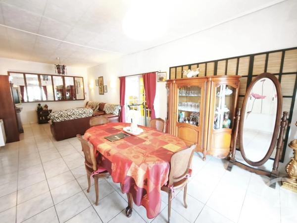 Maison à vendre  4 pièces - 170 m 2   MARIGNANE  - 13