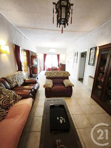 Maison à vendre  4 pièces - 170 m 2   MARIGNANE  - 13