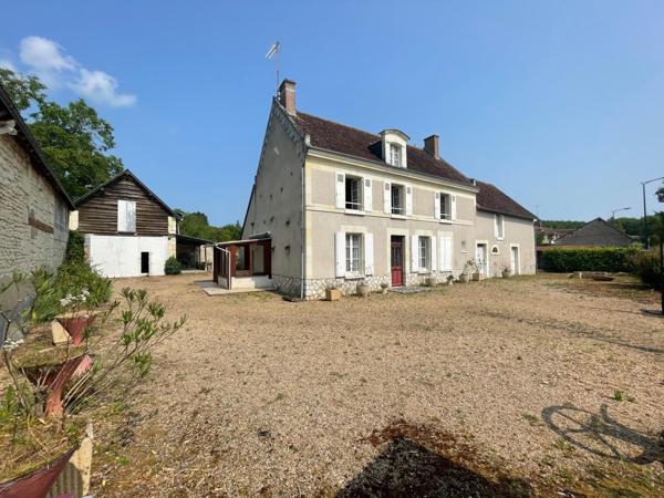 Maison de caractère avec dépendances