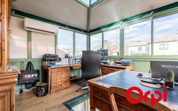 Maison à vendre    6 pièces • 215 m2 Vourles