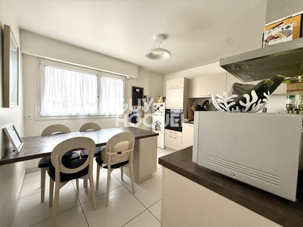 Appartement familial 5 pièces – 108 m² avec balcon et stationnement