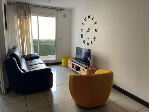 Appartement à vendre T3 meublé à SAINTE CLOTILDE (974)