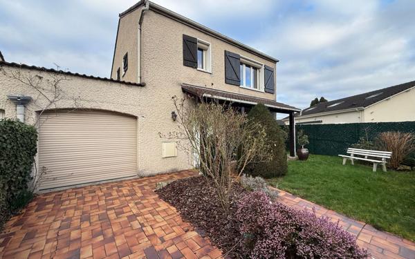 Maison à vendre    4 pièces •  Villepinte