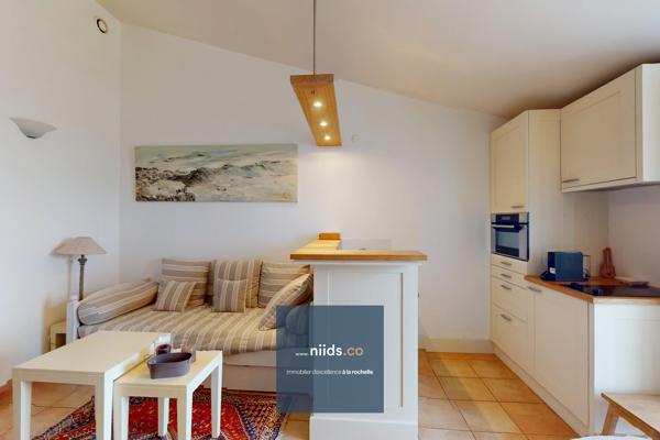 STUDIO AVEC VUE MER