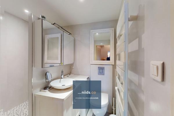 STUDIO AVEC VUE MER