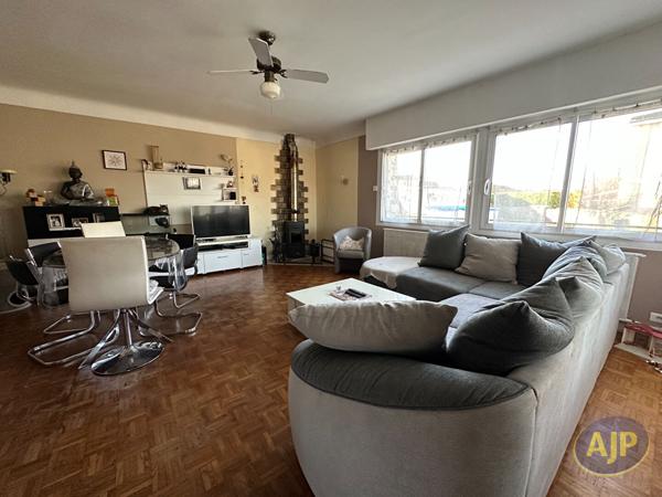 Vente maison Pons : 232 000 € - AJP Immobilier Pons