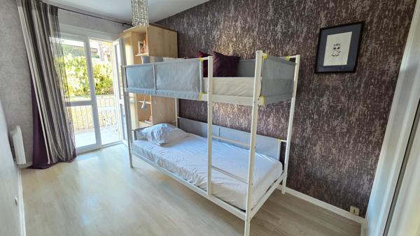 Appartement et Parking au calme, T3 d'environ 55 m² à deux pas du Capélan - Bandol