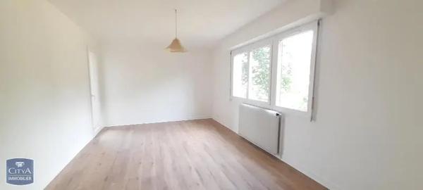 Appartement à louer 2 pièces 44.65m² Mont-de-Marsan (40000)