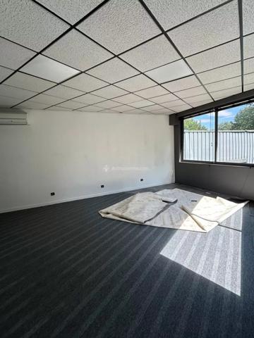 Location Bureau 5 pièces 100 m2 à Dardilly