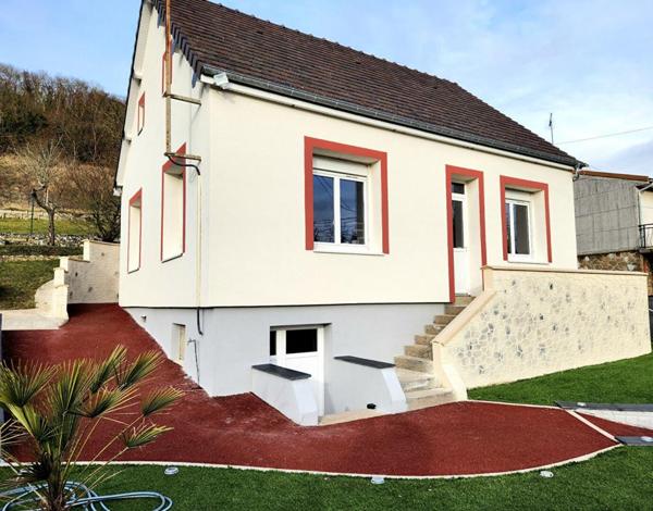 Les Andelys - Maison refaite à neuf de 75 m2 - 2/3 chambres sur 2.109 m2 de terrain - Prix 253.000