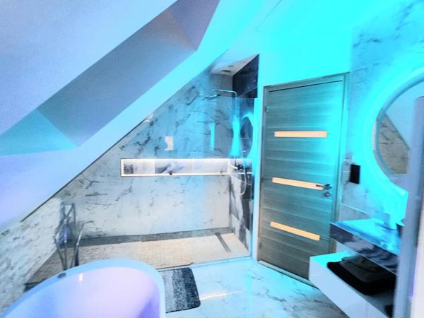 Les Andelys - Maison refaite à neuf de 75 m2 - 2/3 chambres sur 2.109 m2 de terrain - Prix 253.000