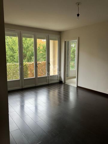 Appartement Maisons Laffitte 2 pièce(s) - Parc €270 000 ** - Référence 13047