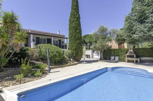 Maison à vendre 635 000 € Agde 4 p 97 m² DPE C