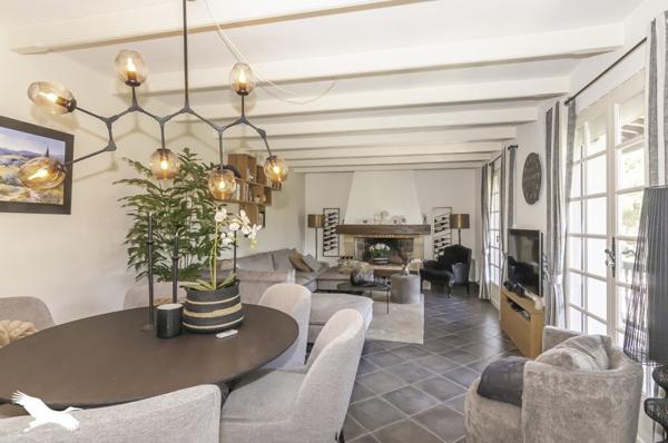 Maison à vendre 635 000 € Agde 4 p 97 m² DPE C
