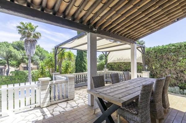 Maison à vendre 635 000 € Agde 4 p 97 m² DPE C