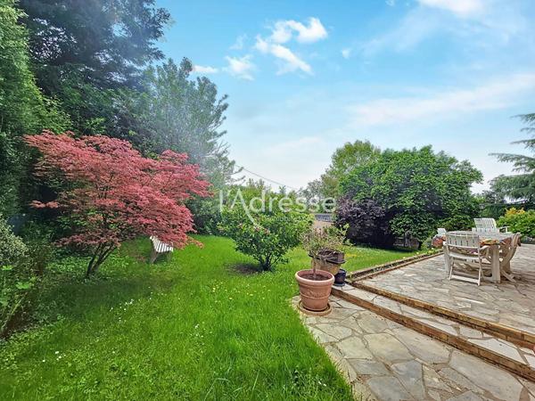 A vendre maison de 200 m² sur sous-sol total