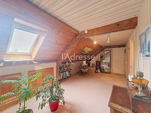 A vendre maison de 200 m² sur sous-sol total