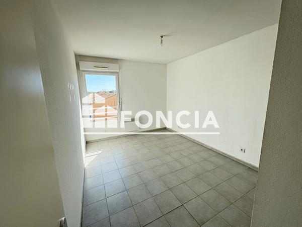 Location Appartement 3 pièces 62.65 m² - 3 RUE DU FRIOUL Saint Martin De Crau 13310