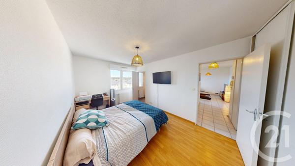 Appartement T2 à vendre  2 pièces - 43,05 m2 ONET LE CHATEAU - 12