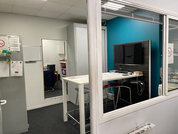 Pas de porte Cours de la Marne à BORDEAUX