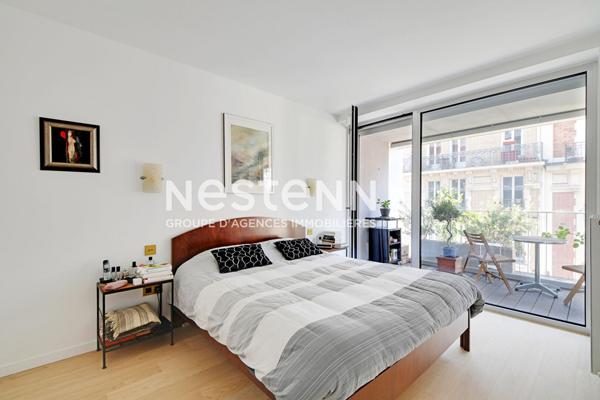 Exclusivité - Paris XVIII - Appartement deux pièces en parfait état - Terrasse - Parking