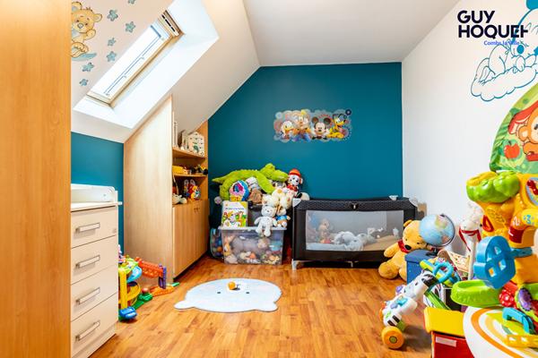 VENTE : maison 4 chambres à COMBS LA VILLE + dépendance de 25m²