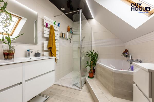 VENTE : maison 4 chambres à COMBS LA VILLE + dépendance de 25m²