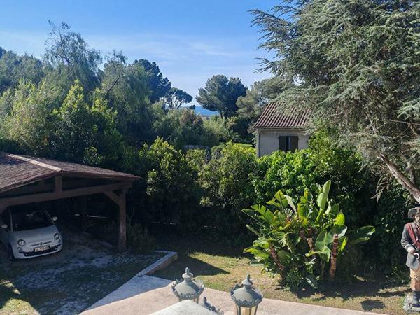 Maison à vendre 1 195 000 € Hyères 6 p 216 m² DPE C