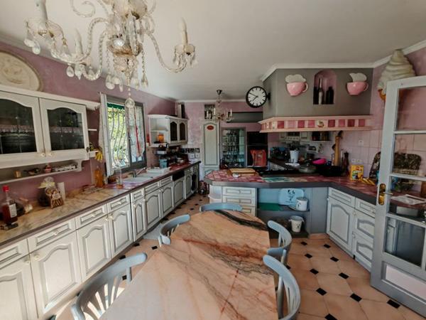 Maison à vendre 1 195 000 € Hyères 6 p 216 m² DPE C