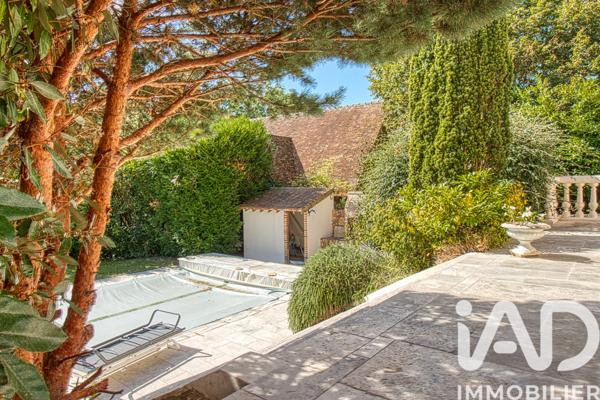 Maison à vendre 10 pièces 235 m² Villennes-sur-Seine