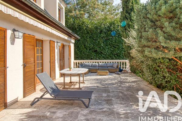 Maison à vendre 10 pièces 235 m² Villennes-sur-Seine