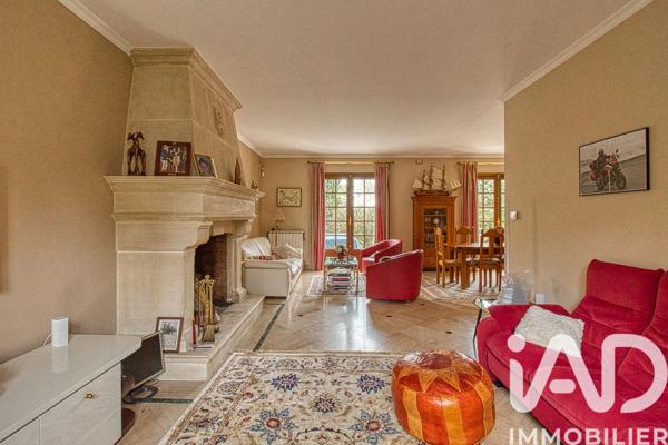 Maison à vendre 10 pièces 235 m² Villennes-sur-Seine